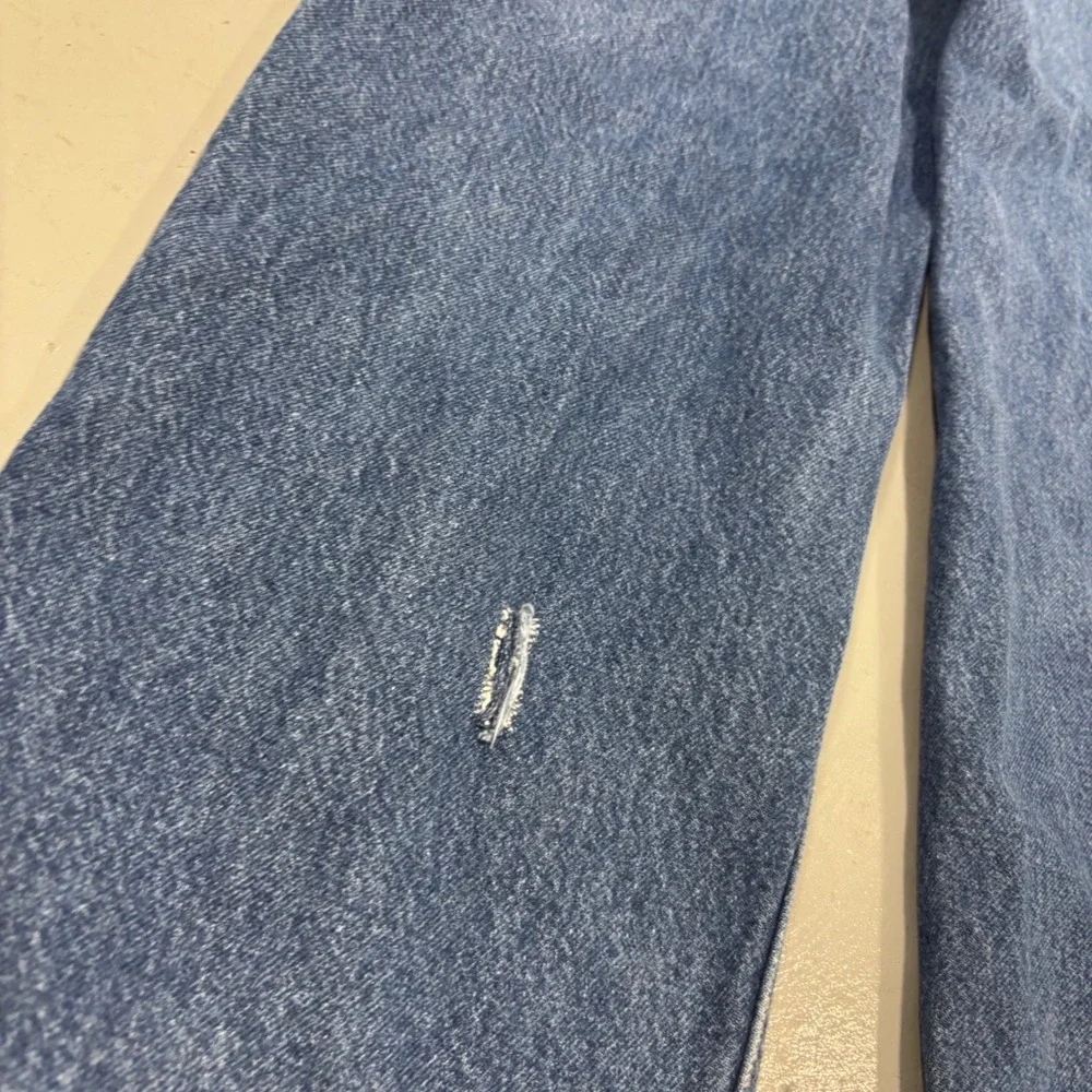 Vintage Levis 550 Relaxed Fit Jeans Mens 40x30 Medium Wash Blue Denim Tapered